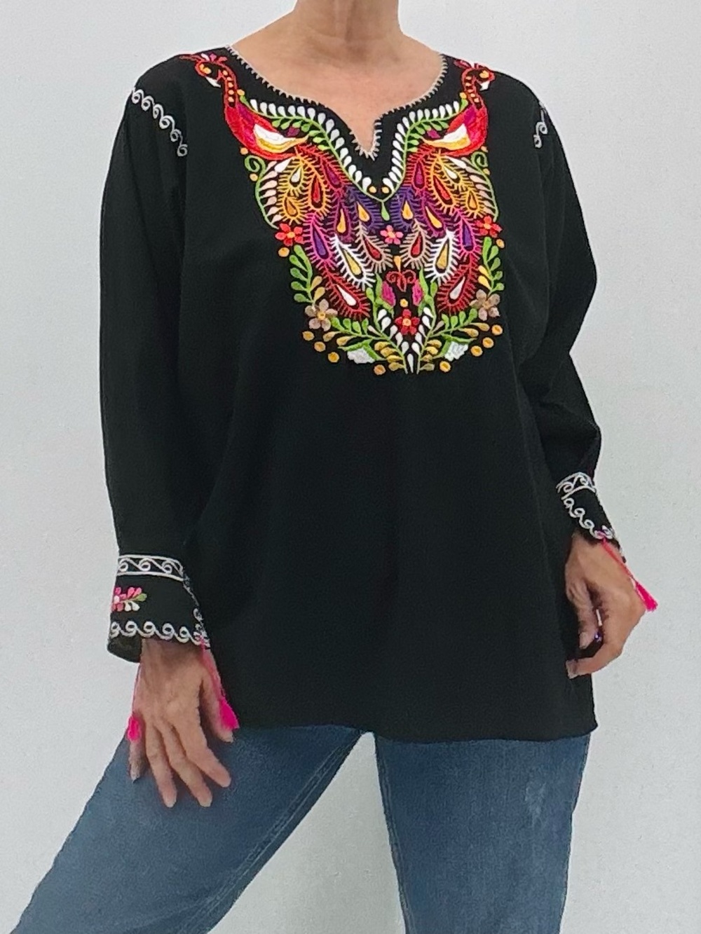 Guaraxez Traditional Mexican Huipil Handmade Tehuacan Embroidered Boho Amira Top